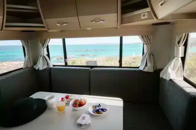 Adventurer - 4 Berth